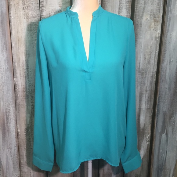 Honey Punch Tops - Honey Punch Green Blouse Size Large